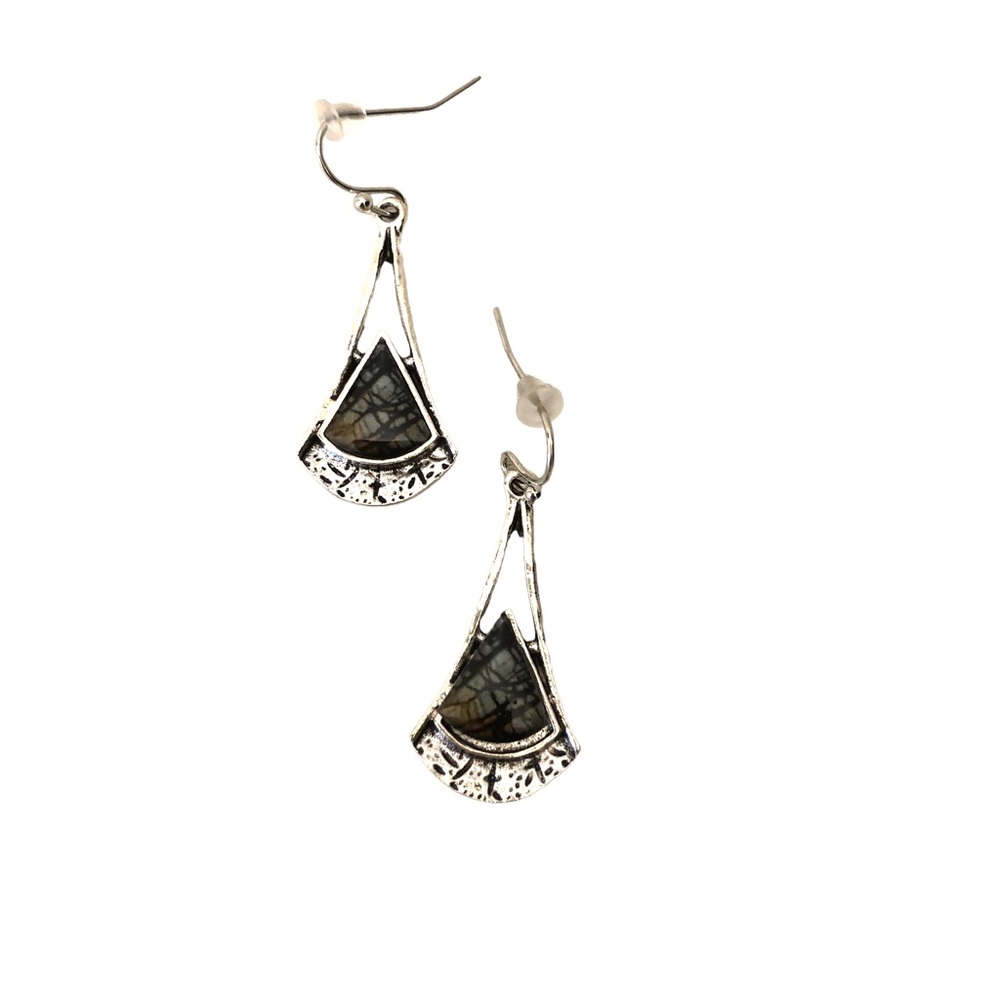 Yaomiao Crystal Dangle Triangular Earrings Women's Black/Silver